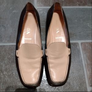 Prada two tone loafer size 37